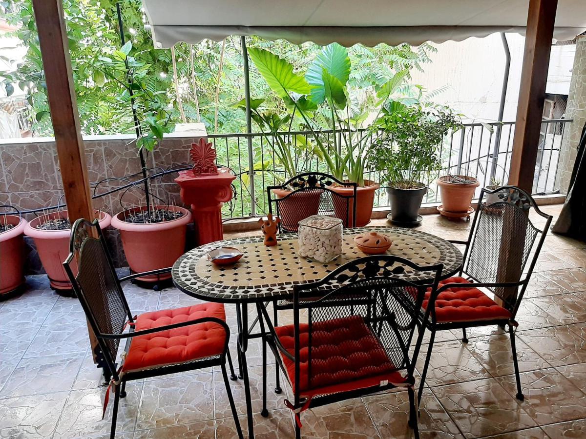 Large Terrace Apartment Near City Centre Atina Dış mekan fotoğraf
